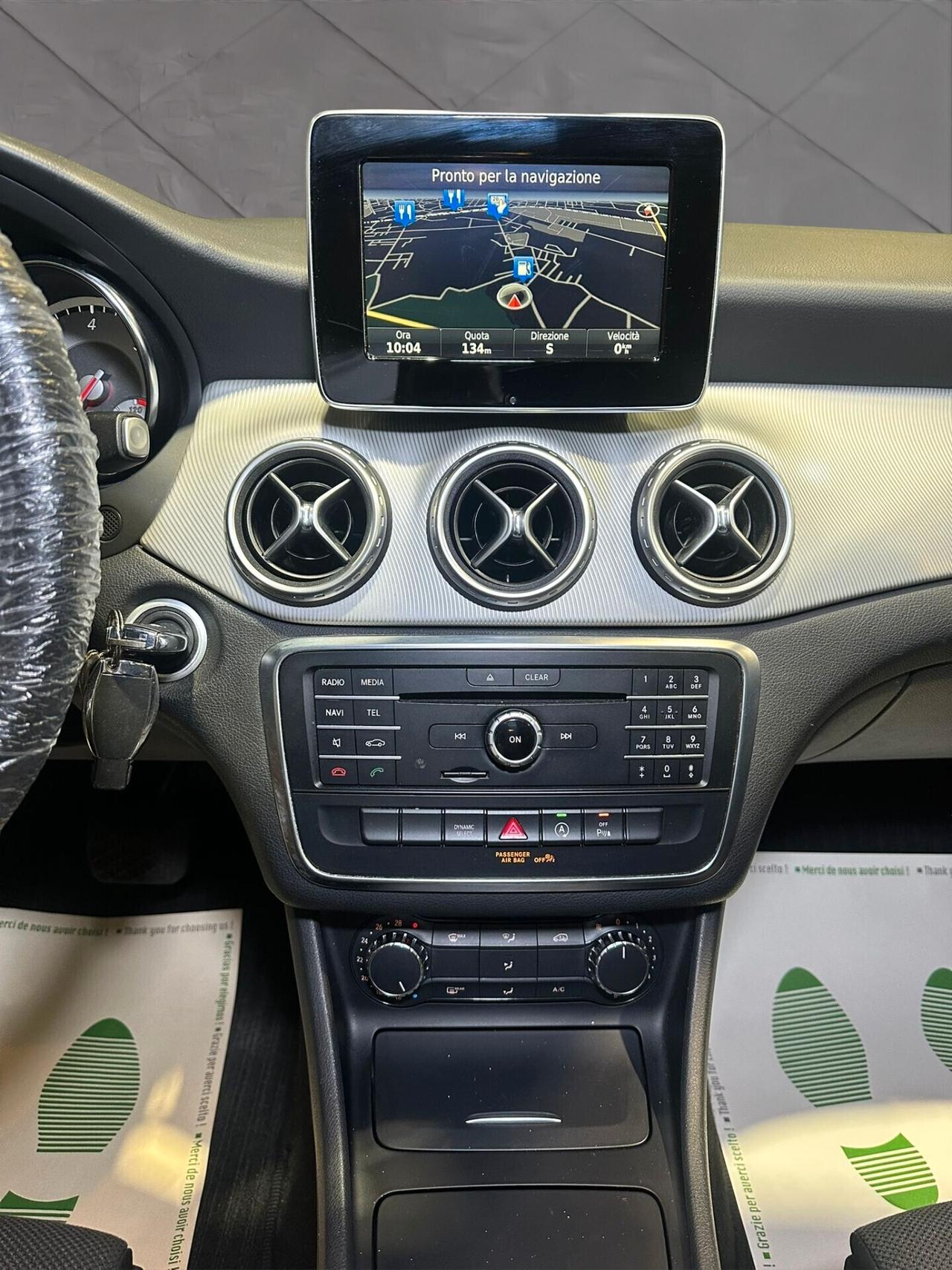 Mercedes-benz GLA 180 d Business