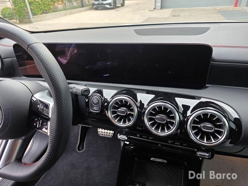 Mercedes-Benz CLA CLA 200 d Automatic Shooting Brake AMG Line Premium