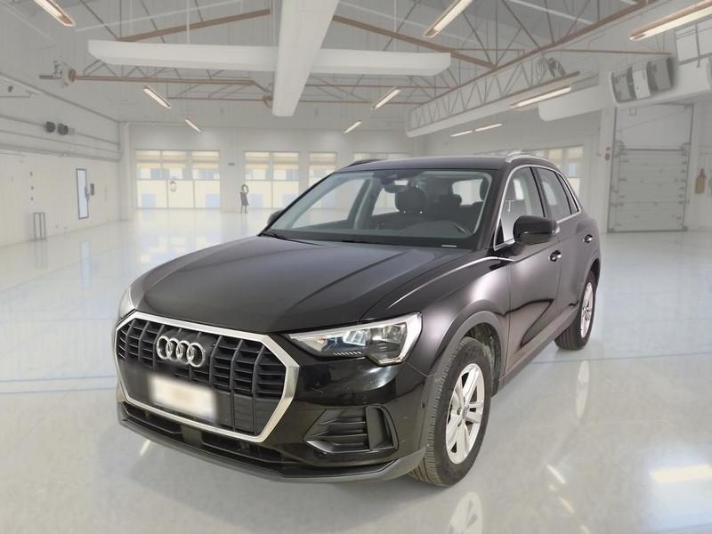 AUDI Q3 35 TDI S tronic Business