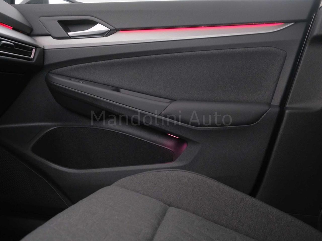 Volkswagen Golf variant 2.0 tdi scr 150cv life dsg