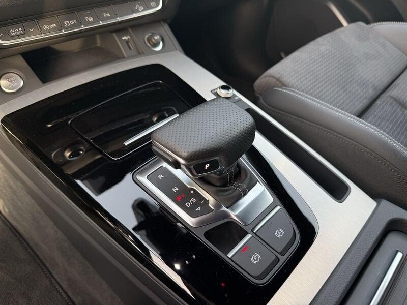 Audi Q5 Sportback SPORTBACK 40 TDI 204 CV S tronic quattro Black Line Edition