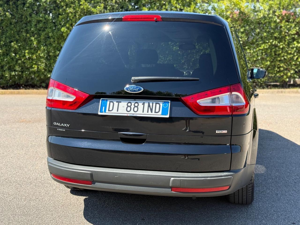 Ford Galaxy 2.0 TDCi 140 CV Ghia DPF