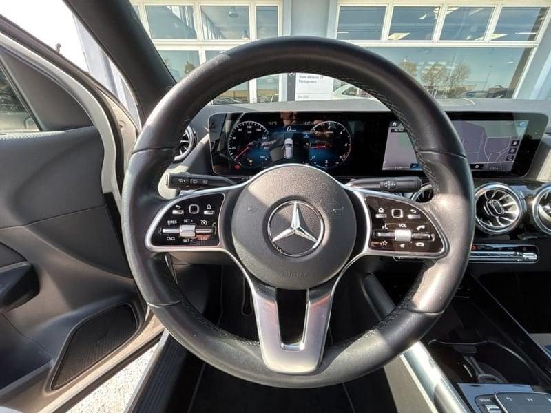 Mercedes-Benz GLA 200 D SPORT PLUS AUTO
