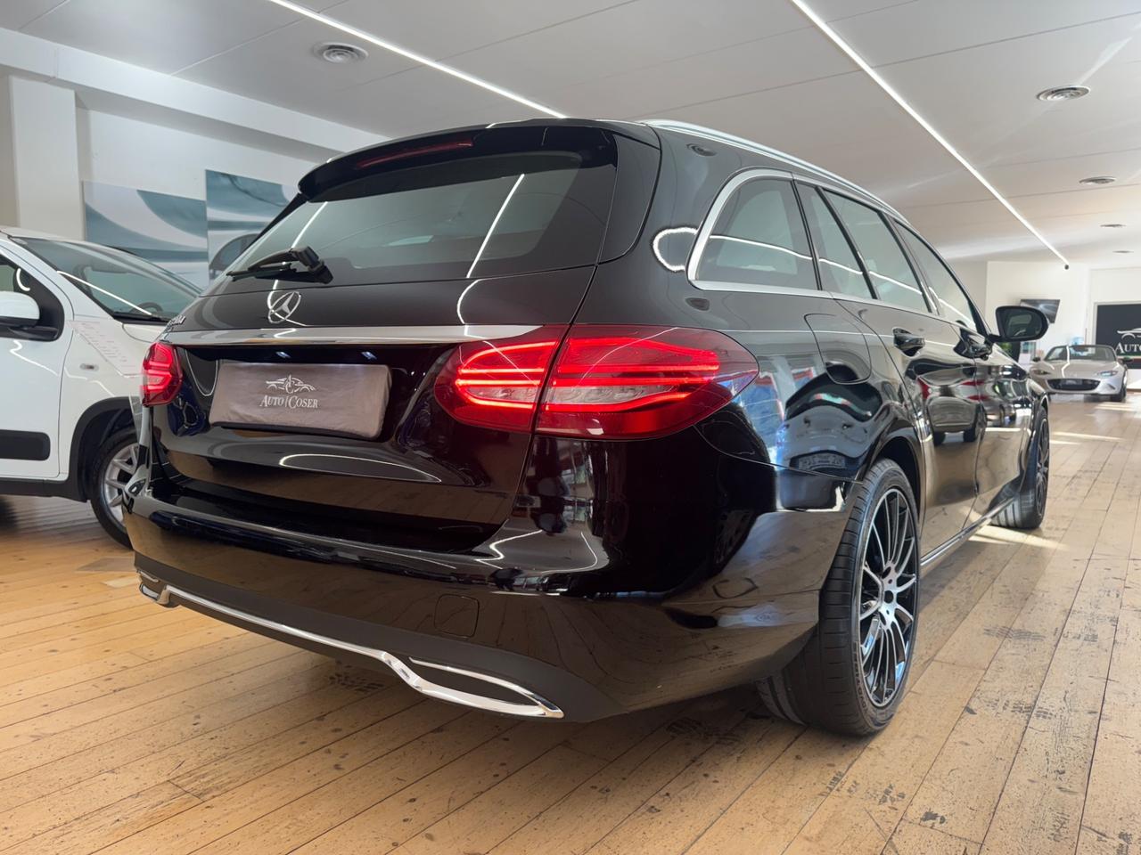 Mercedes-benz C 220 - SPORT - SOLO 76.000 KM