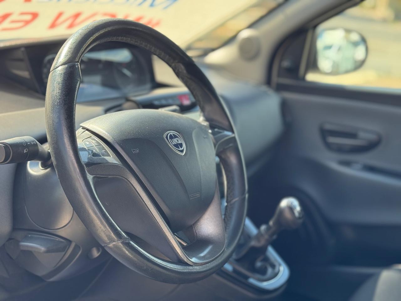 LANCIA YPSILON 1.3 MJT II 95 CV GOLD NEO PATENTATI