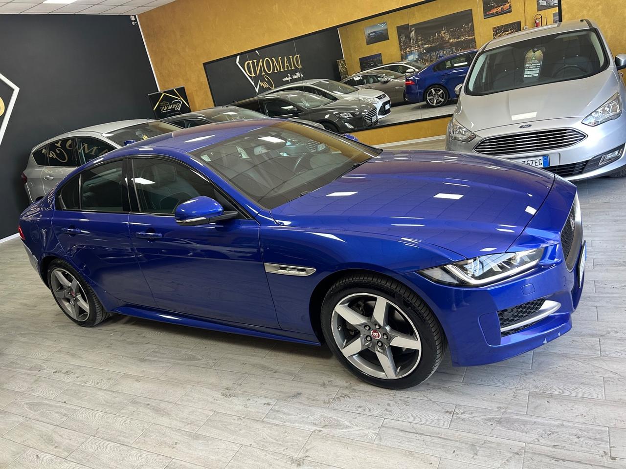 JAGUAR XE 2.0 D 240 cv R-SPORT “FULL FULL”-2017