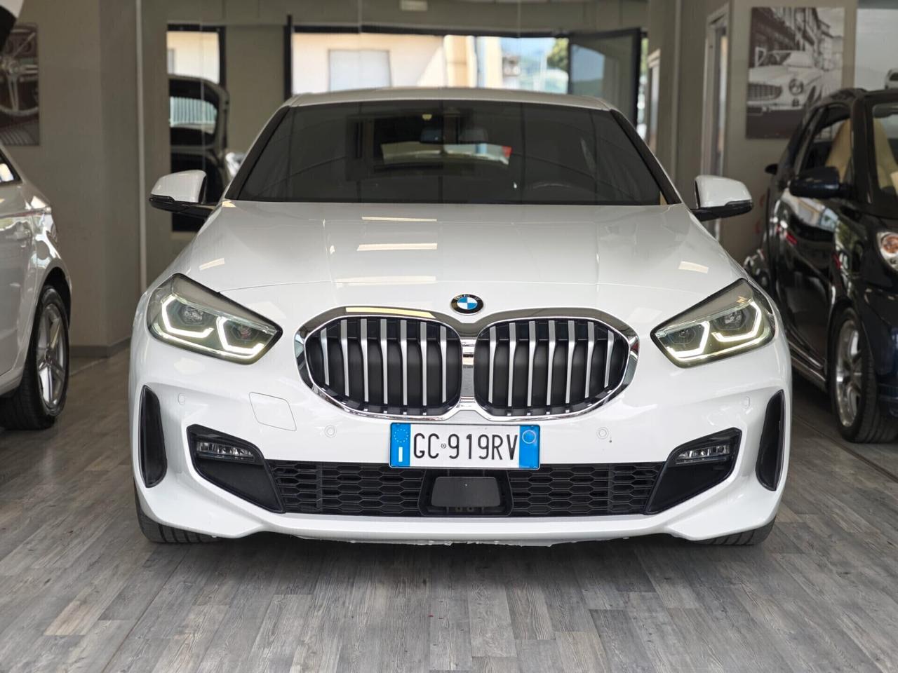 Bmw 118 118d 5p. Msport