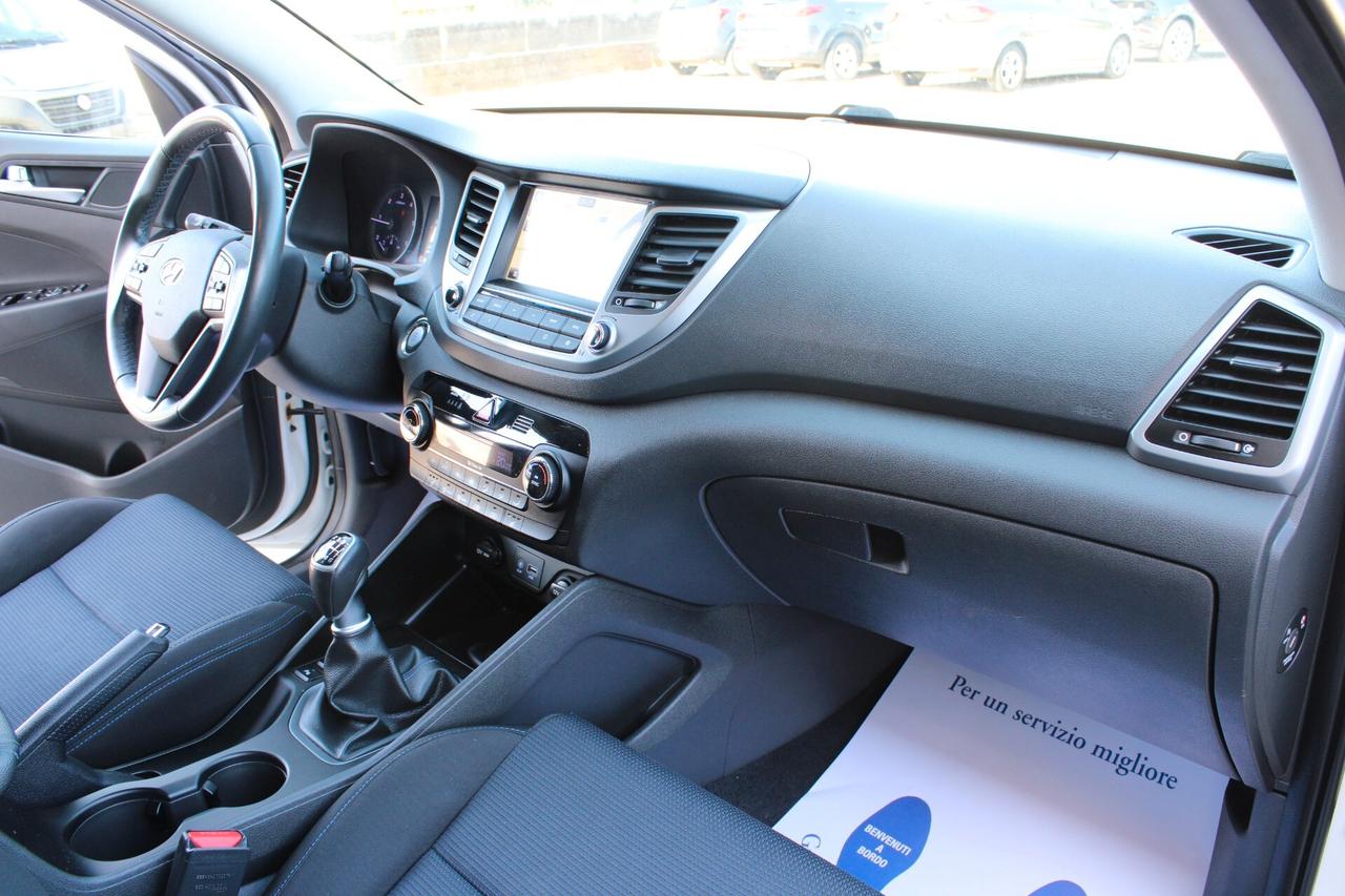 Hyundai Tucson 1.7 crdi Xpossible 2wd 115cv SEDILI RISCALDATI