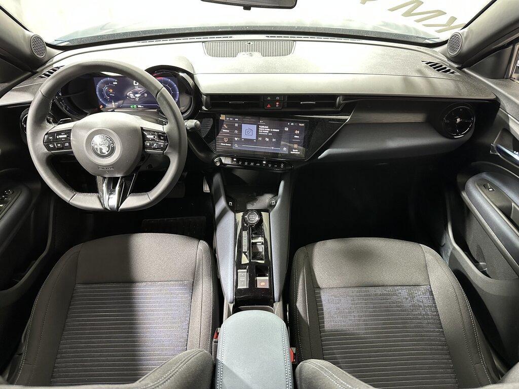 Alfa Romeo Junior 1.2 ibrida 136cv edct6