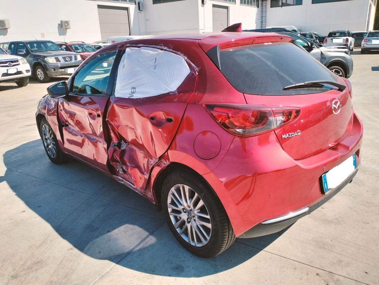 Mazda 2 1.5 Skyactiv-G Hybrid - SINISTRATA