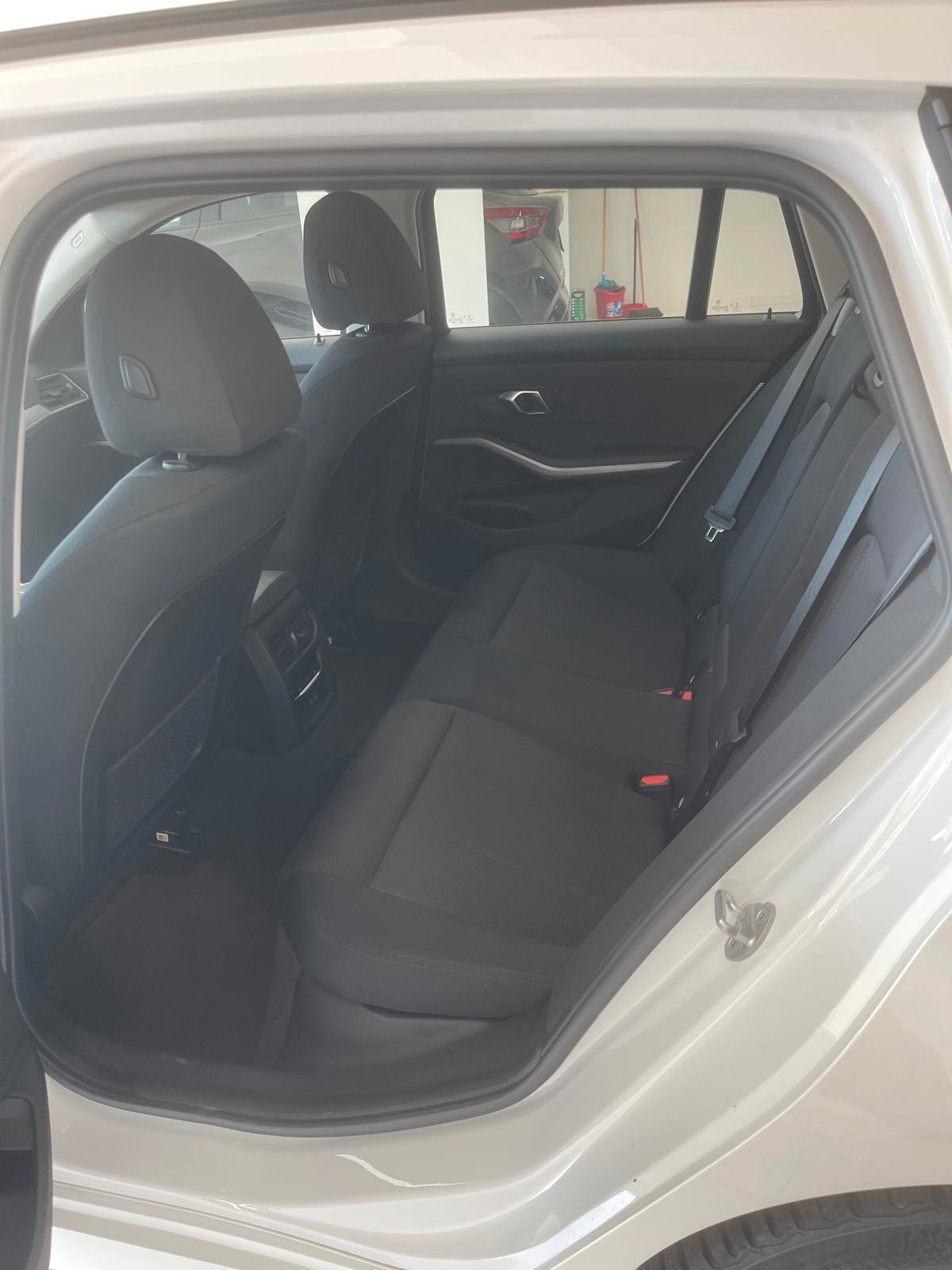 Bmw 320 320d 48V Touring Advantage