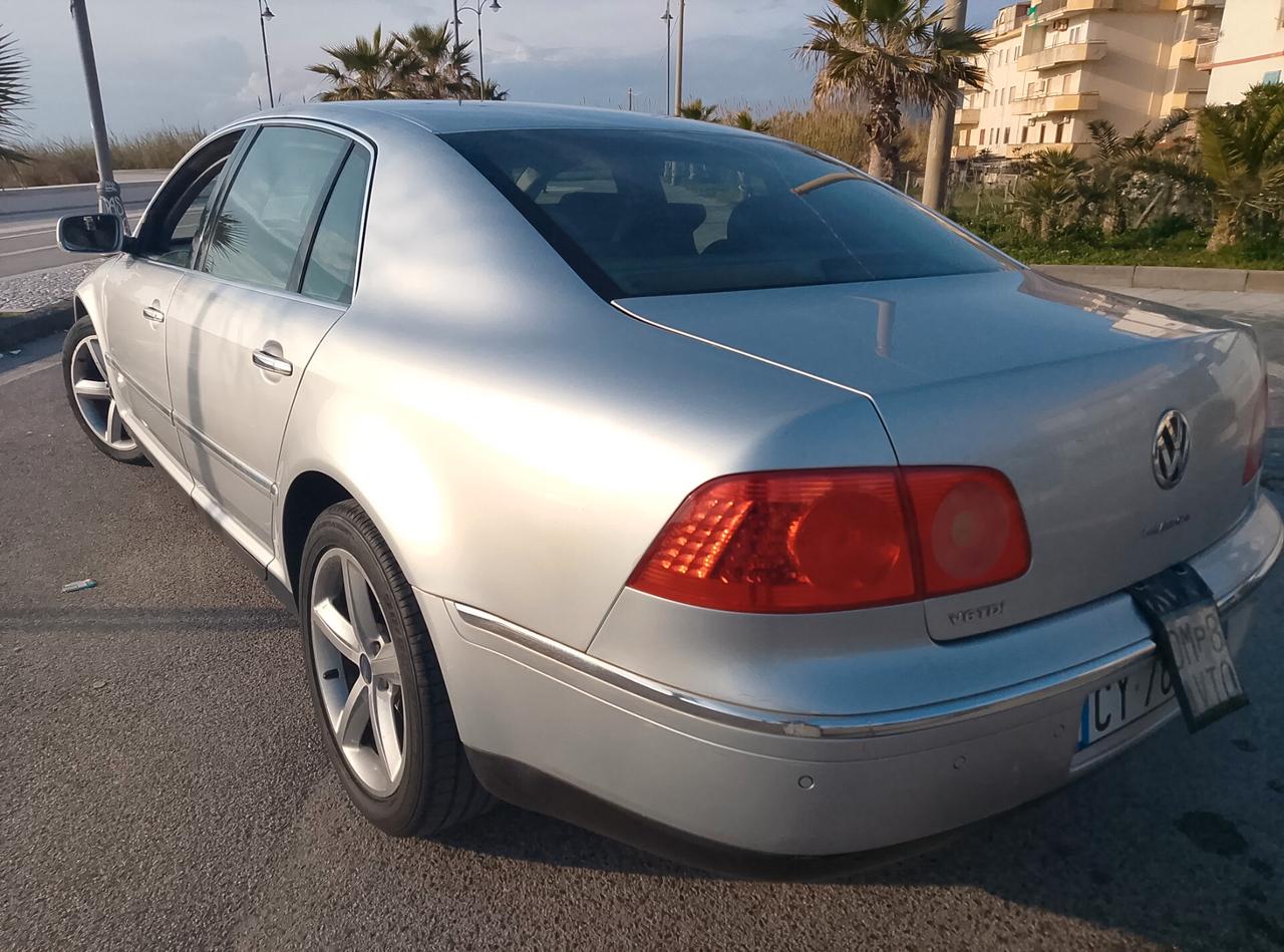 Volkswagen Phaeton 3.0 V6 TDI DPF 4mot. tip. 5 posti