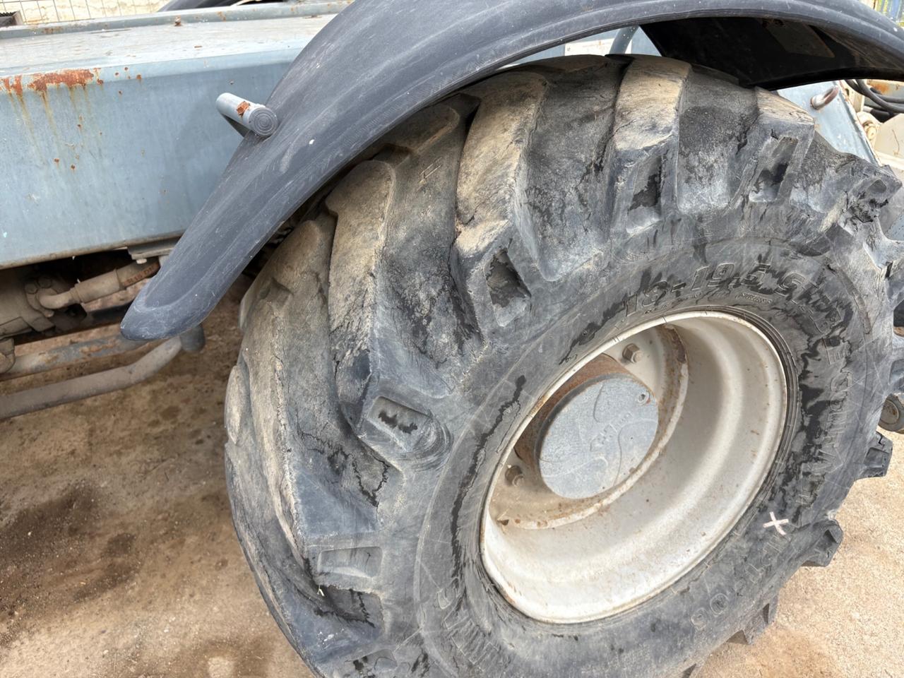 Telescopico Terex 3514