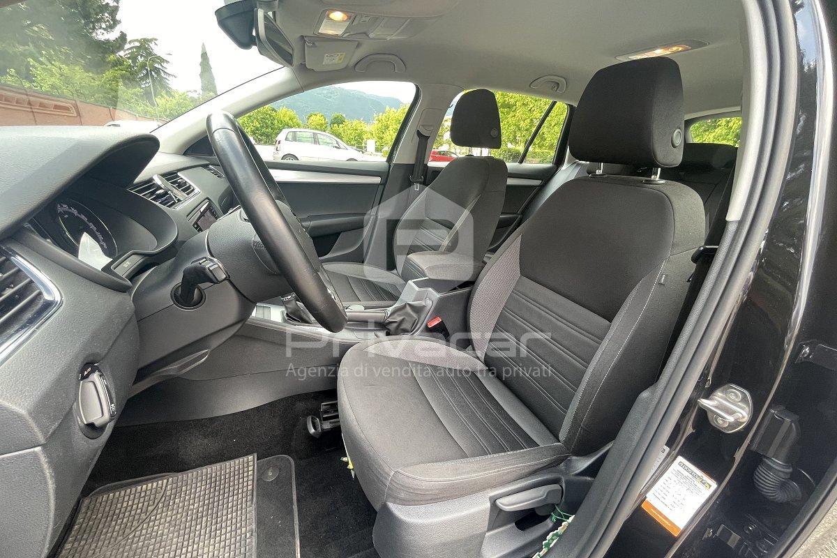 SKODA Octavia 1.6 TDI SCR 115 CV DSG Wagon Executive