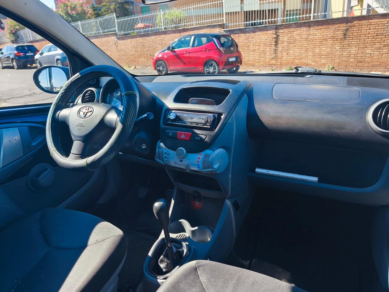 Toyota Aygo 1.0 12V VVT-i 5 porte Sol
