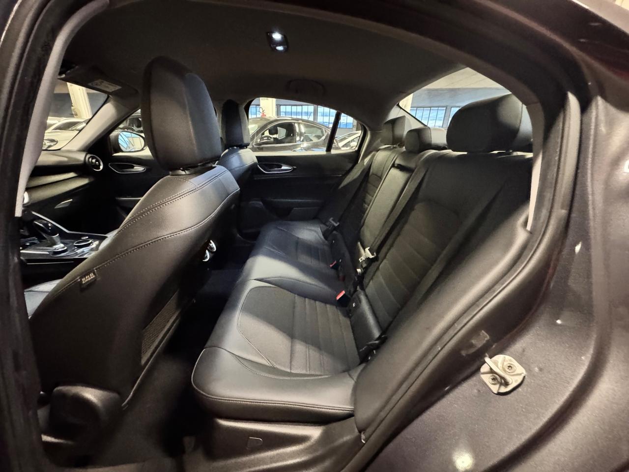 Alfa Romeo Giulia 2.2 Turbodiesel 180 CV AT8 AWD Q4 Super