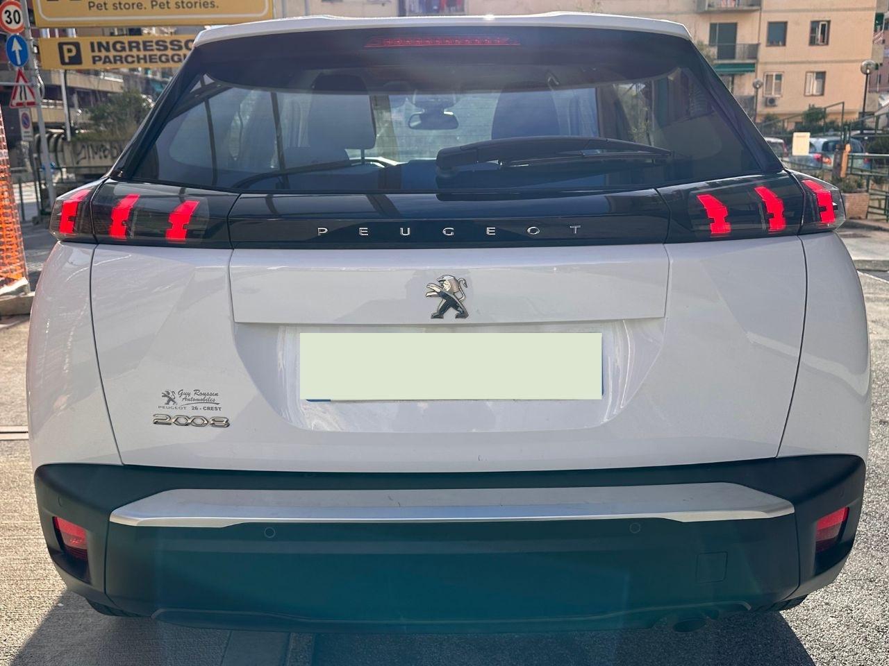 Peugeot 2008 PureTech 100 S&S Active Pack Business - Navi