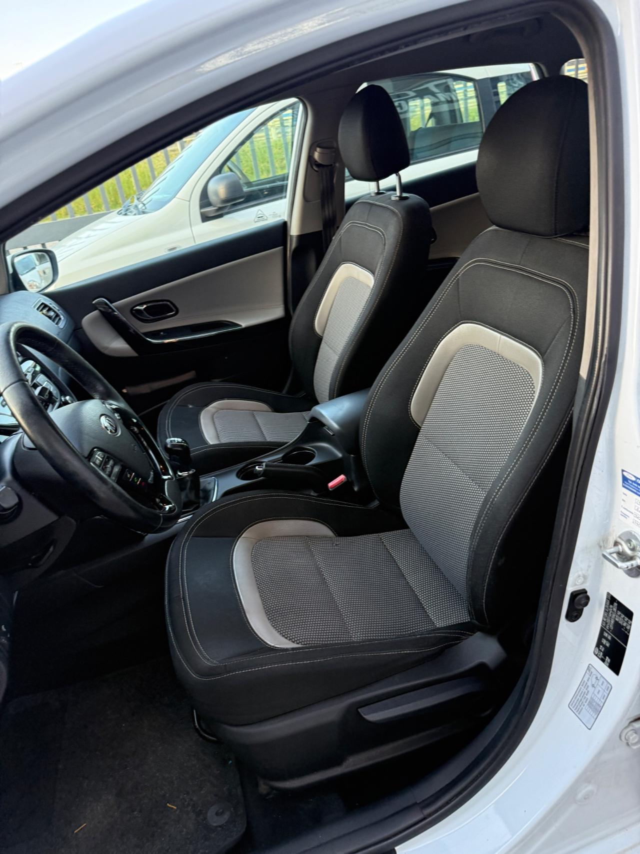 Kia Ceed cee'd 1.4 CVVT 5 porte Cool