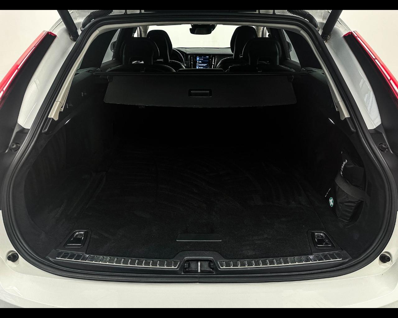 VOLVO V90 Cross Country D5 AWD Geartronic Pro