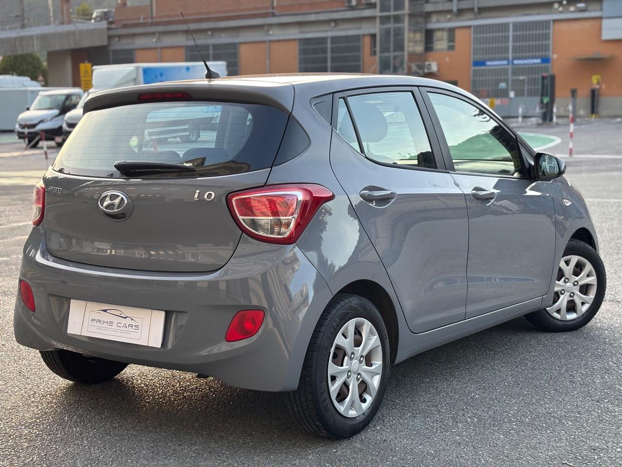 HYUNDAI i10 1.0 BENZINA 5 PORTE PERFETTA 5 POSTI NEOPATENTATI