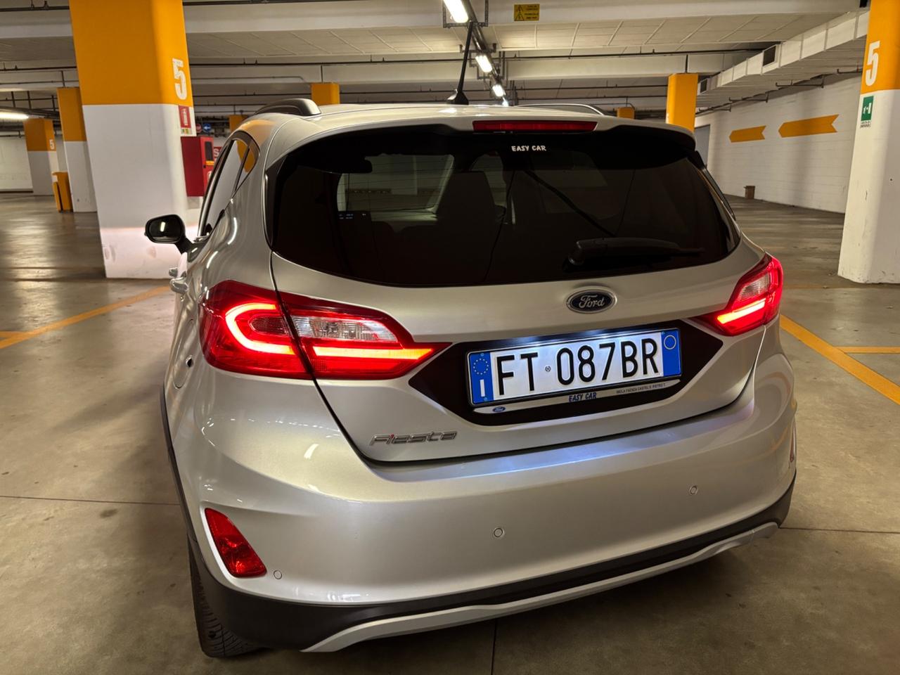 Ford Fiesta 1.5 TDCi (Con Soli 120000km)