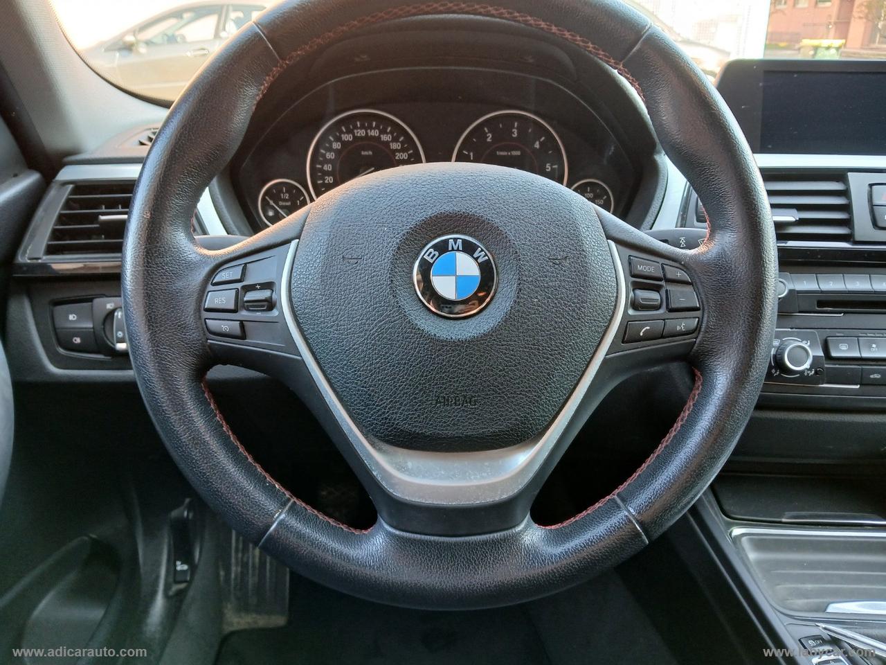 BMW 318d xDrive Touring Sport
