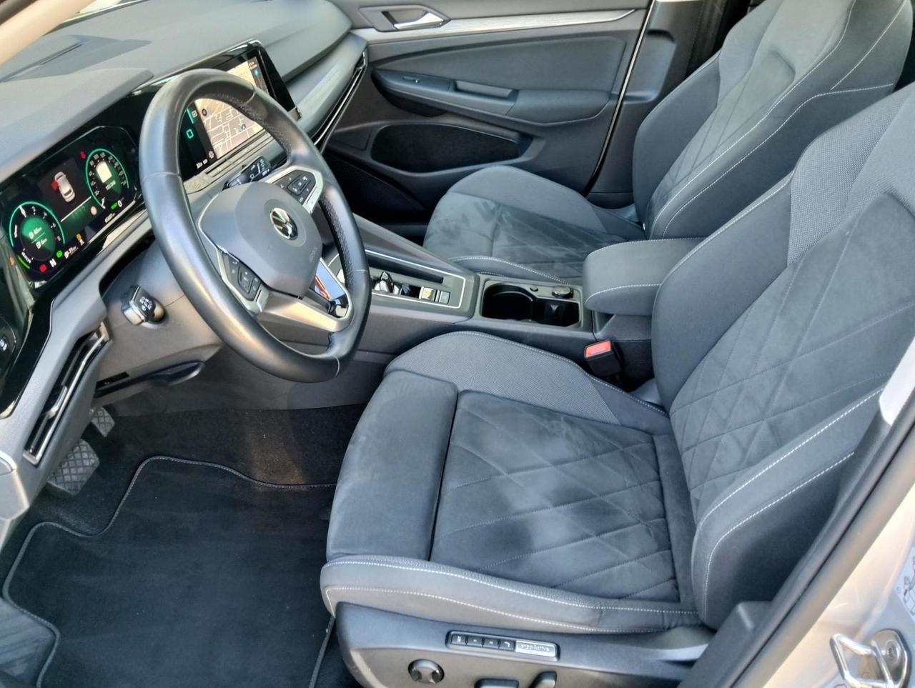 Volkswagen Golf 1.4 tsi ehybrid Style 204cv dsg