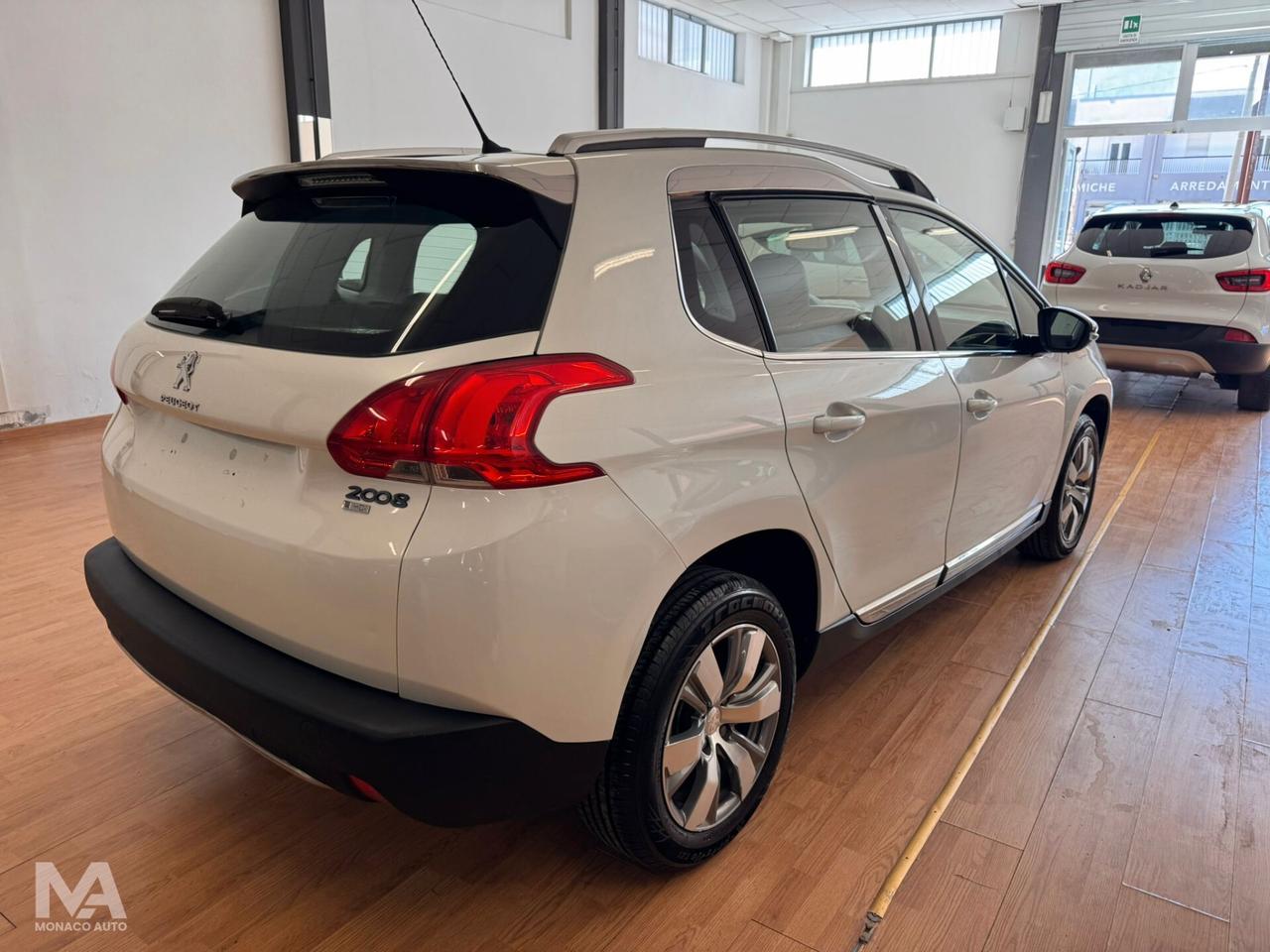 Peugeot 2008 Allure 1.5 HDi 100 92 cv 2015