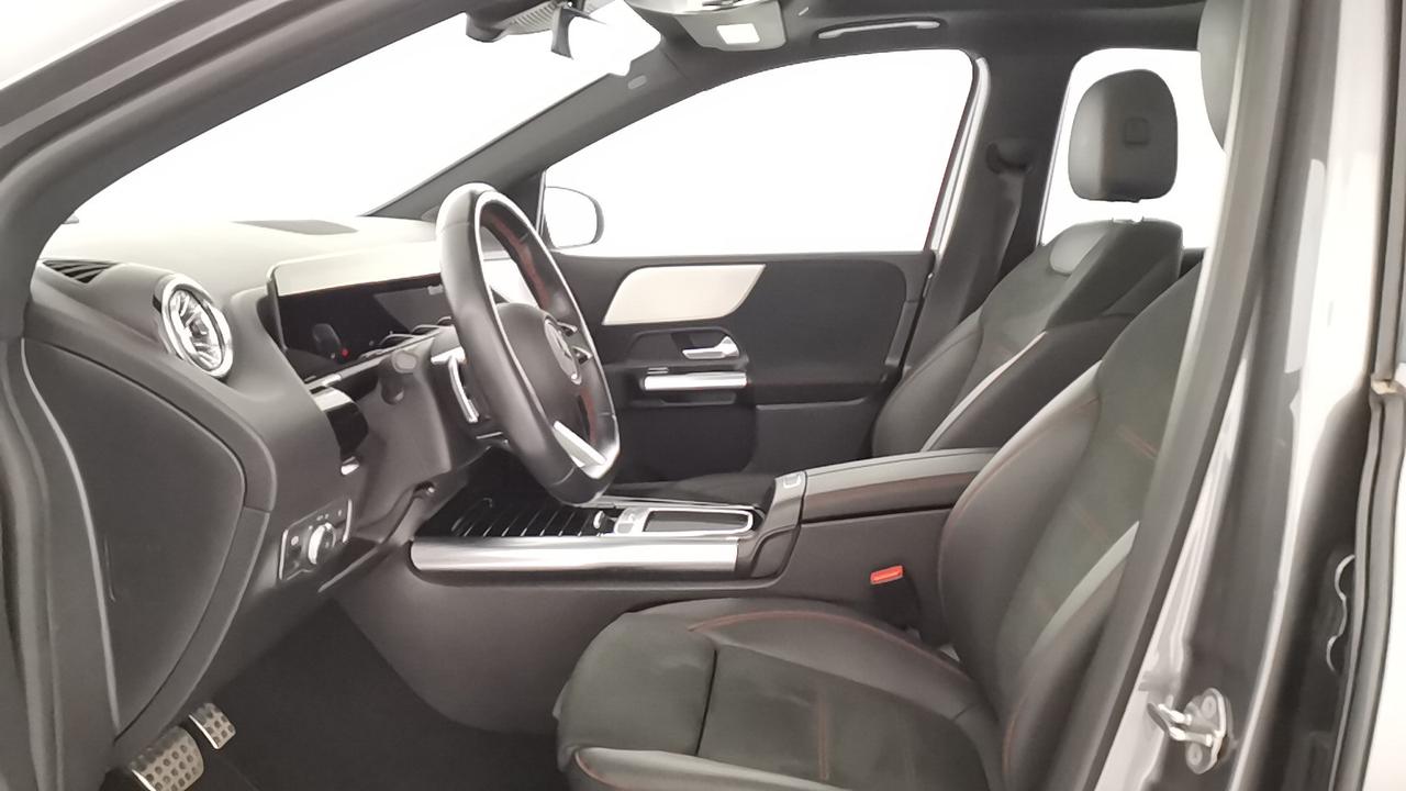 Mercedes-Benz Classe B - W247 2023 - B 180 AMG Line Premium auto