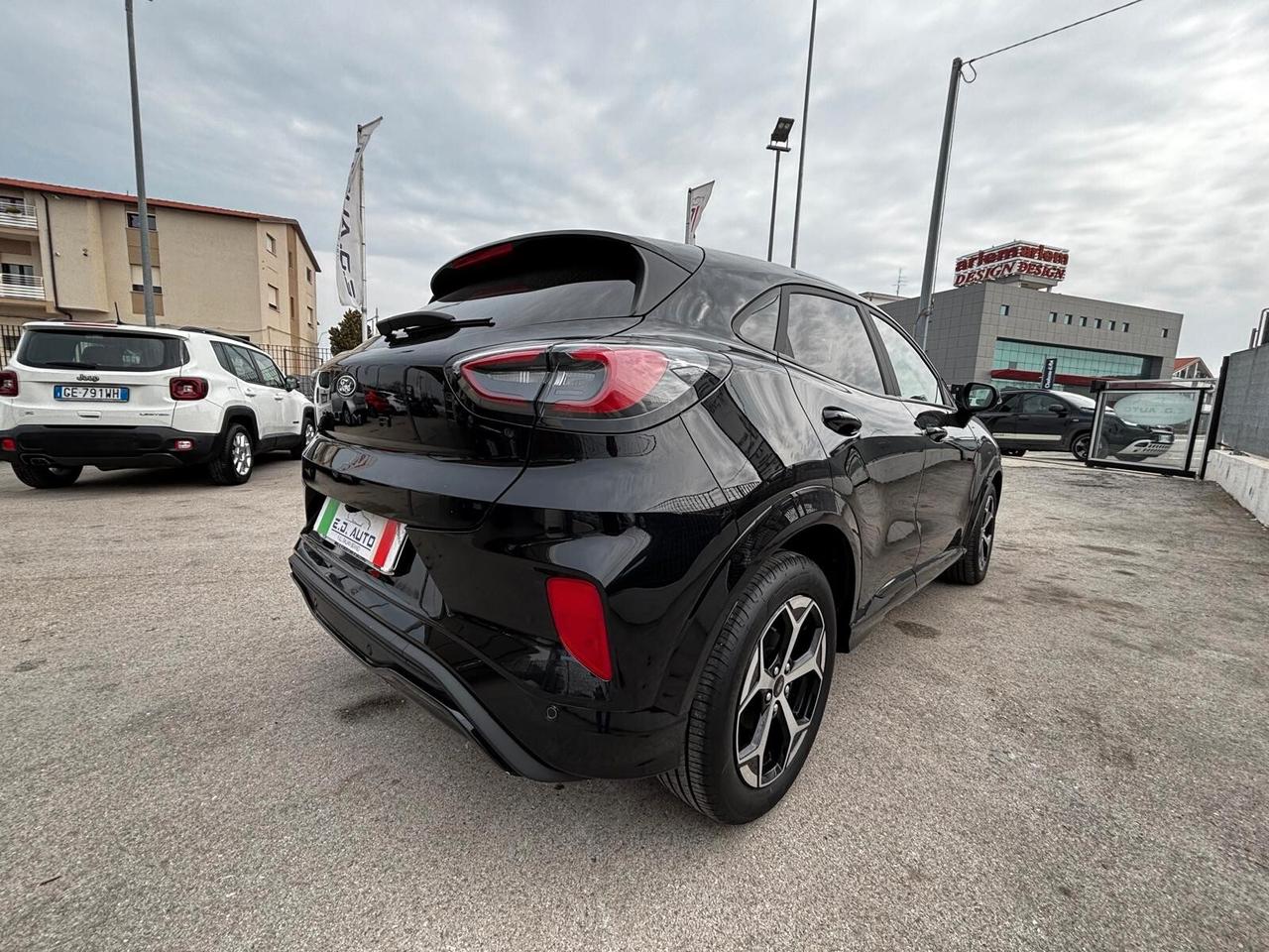 Ford Puma 1.0 EcoBoost Hybrid 125 CV S&S aut. ST-Line