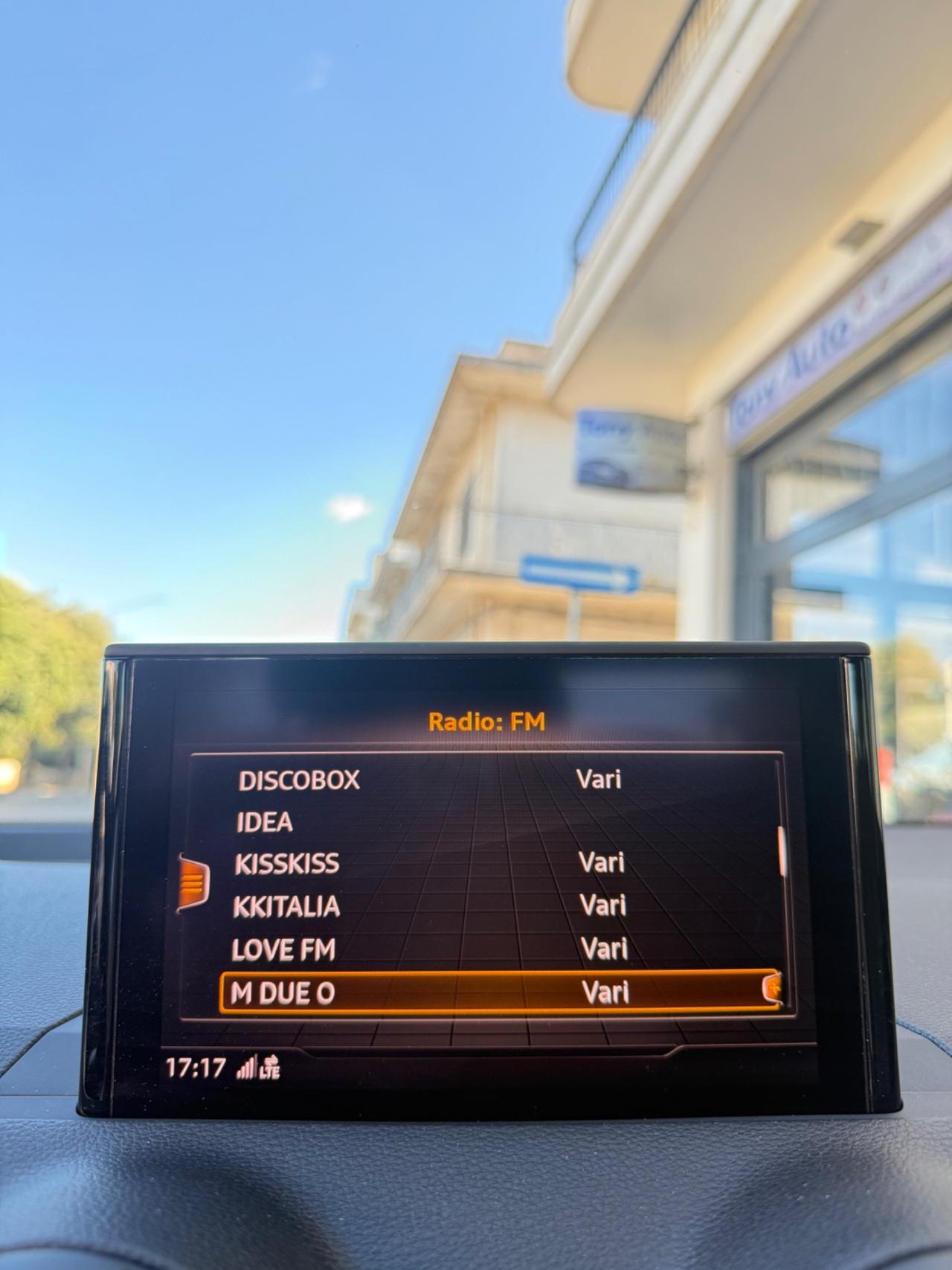 Audi Q2 1.6 tdi Admired s-tronic NAVIGATORE,FULL LED,AUDI CONNECT,KM CERTIFICATI AUDI,UNI PROPRIETARIO