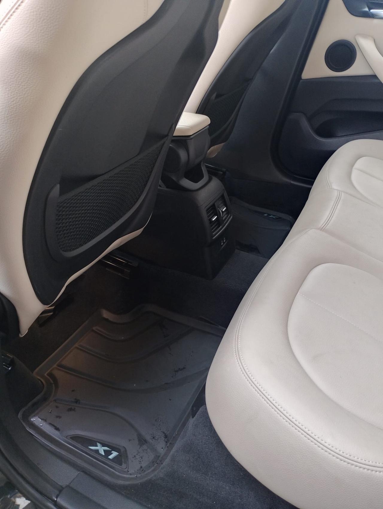 Bmw X1 sDrive18i xLine Plus