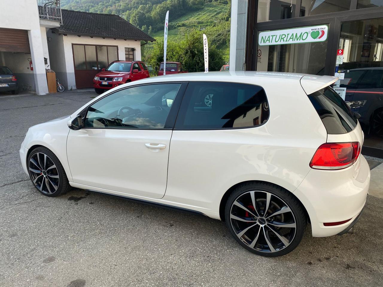 Volkswagen Golf GTI Golf 2.0 TSI 3p. GTI