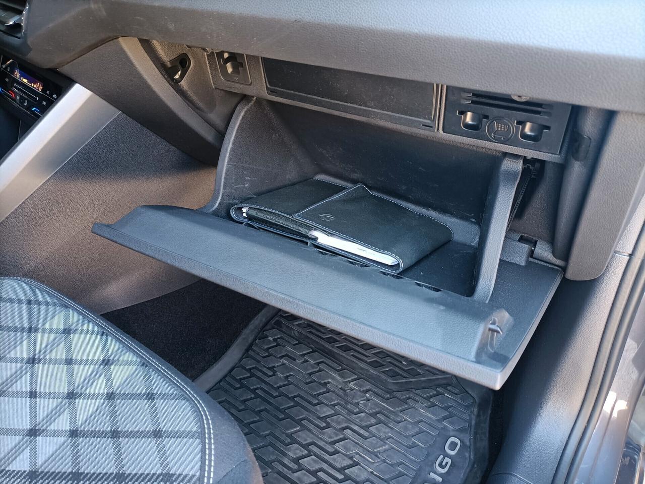 Volkswagen Taigo 1.0 TSI 110 CV DSG R-Line