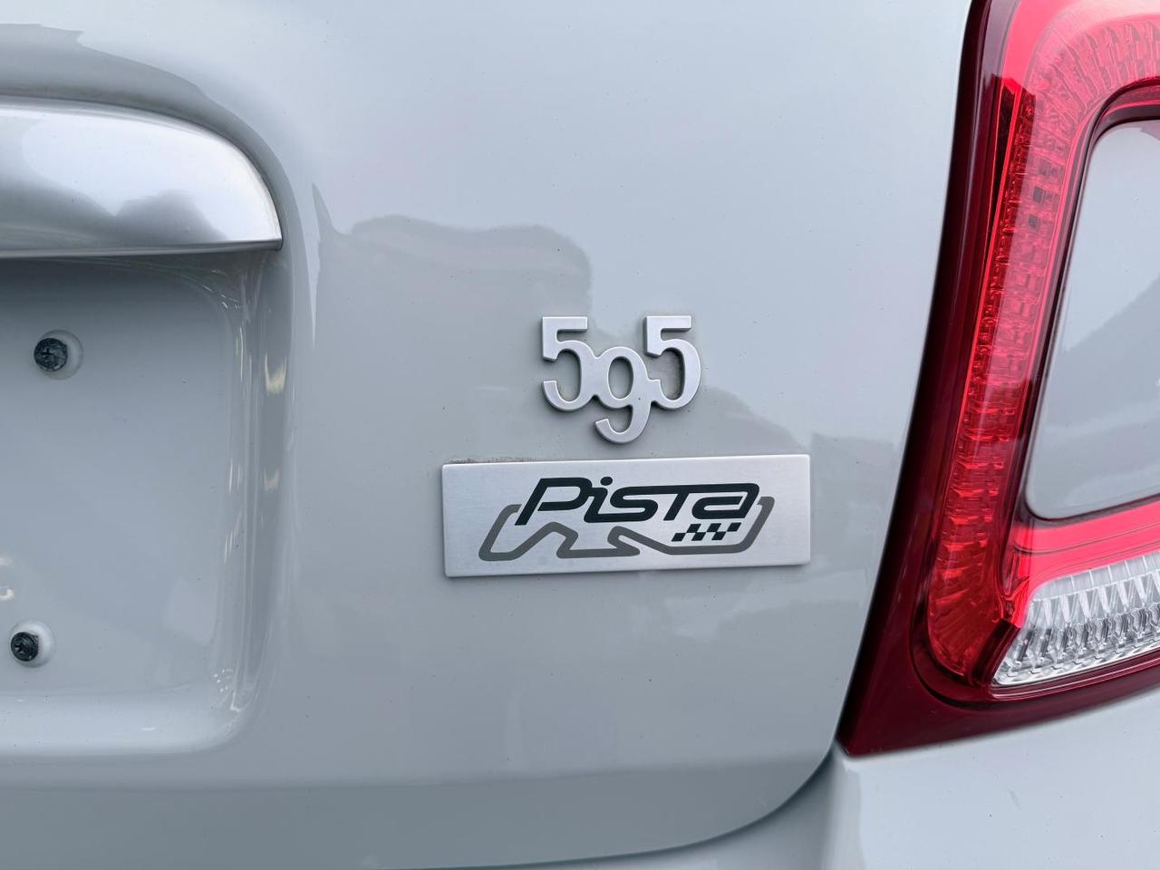 Abarth 595 1.4 t-jet Pista 165cv auto