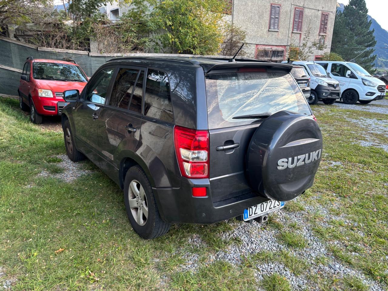 Suzuki Grand Vitara 1.9 DDiS 5 porte