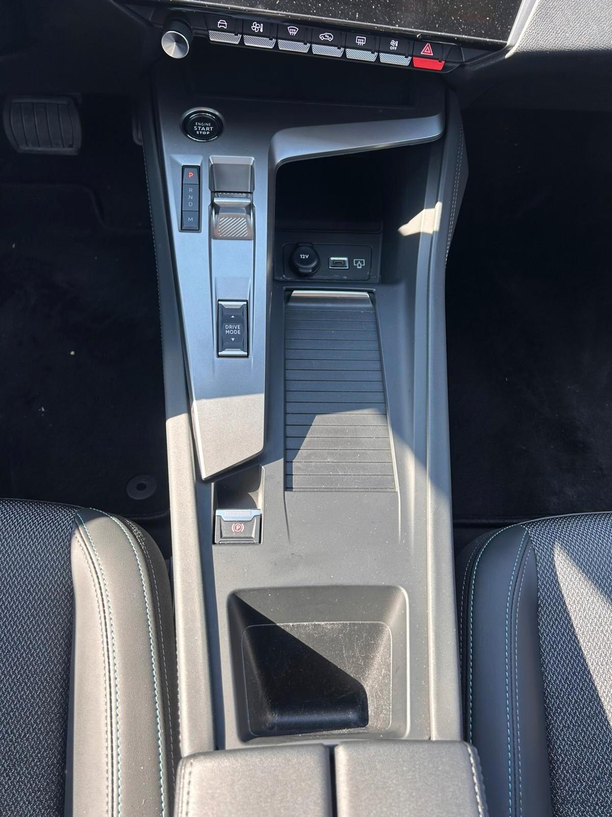 Peugeot 308 BlueHDi 130 S&S EAT8 Allure