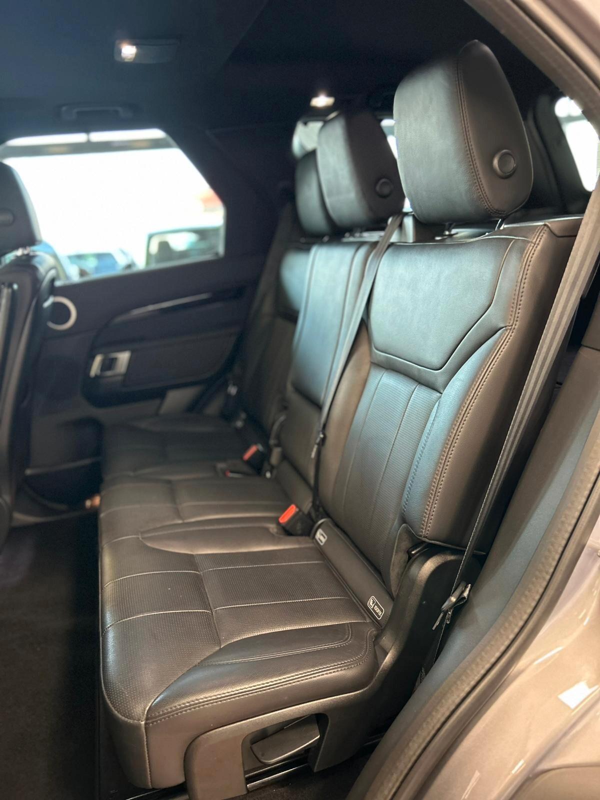 Land Rover Discovery 2.0 SD4 240 CV SE 7 POSTI