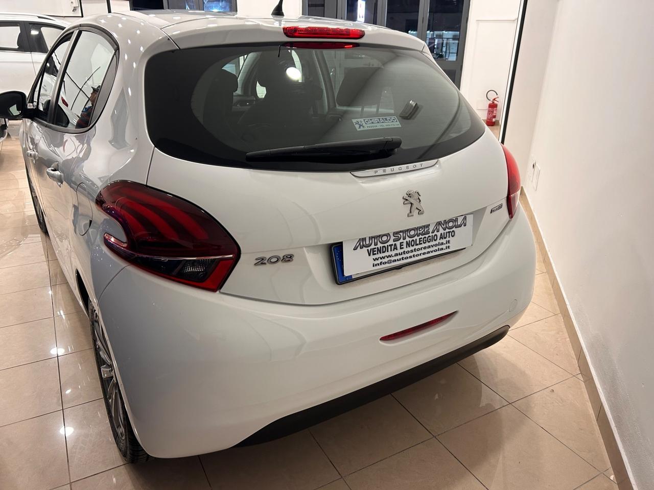 Peugeot 208 BlueHDi 75 5 porte Allure