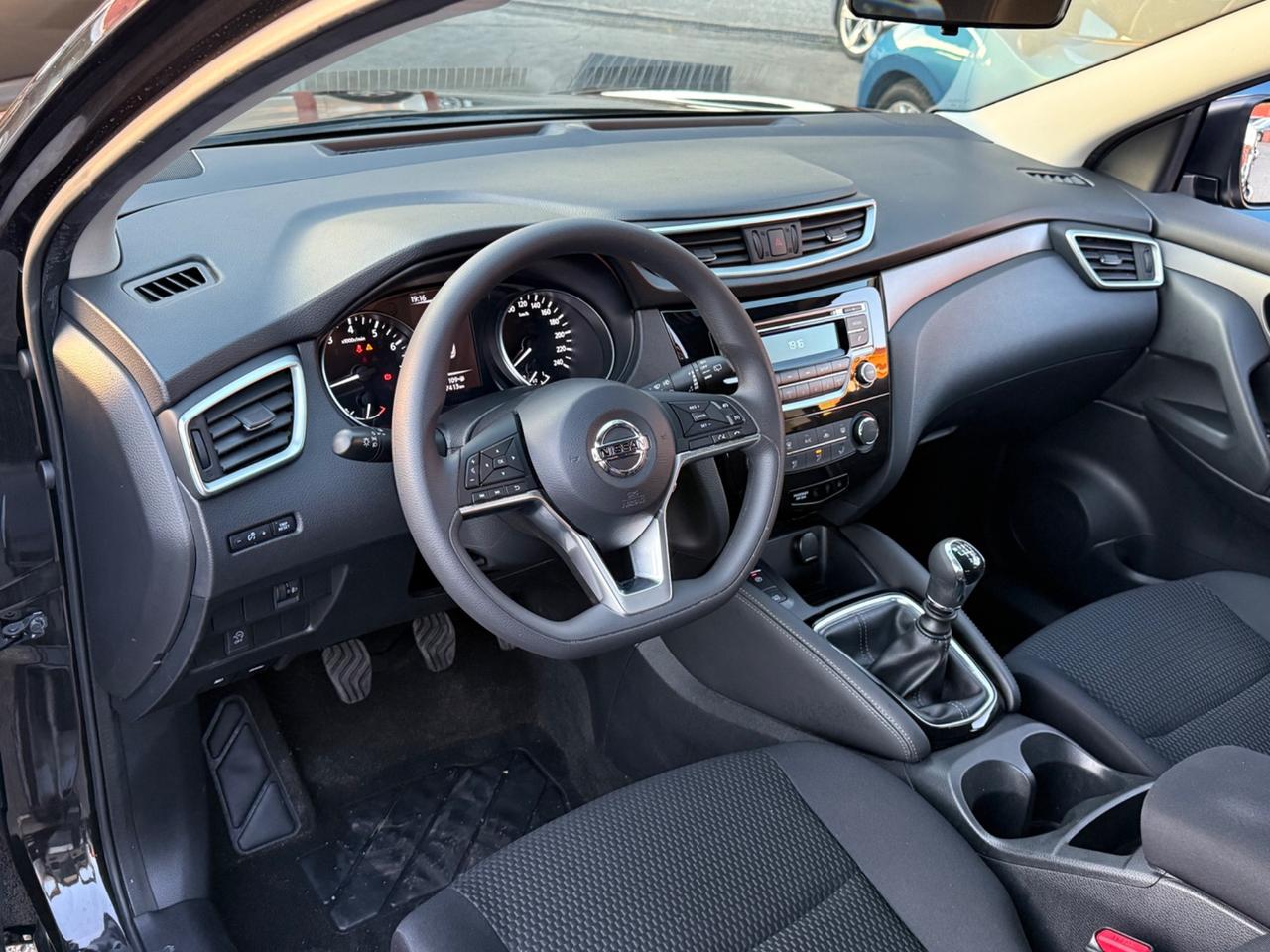 Qashqai 1.2 DIG-T -( 45 mila km ) -unirlo-rate-garanzia