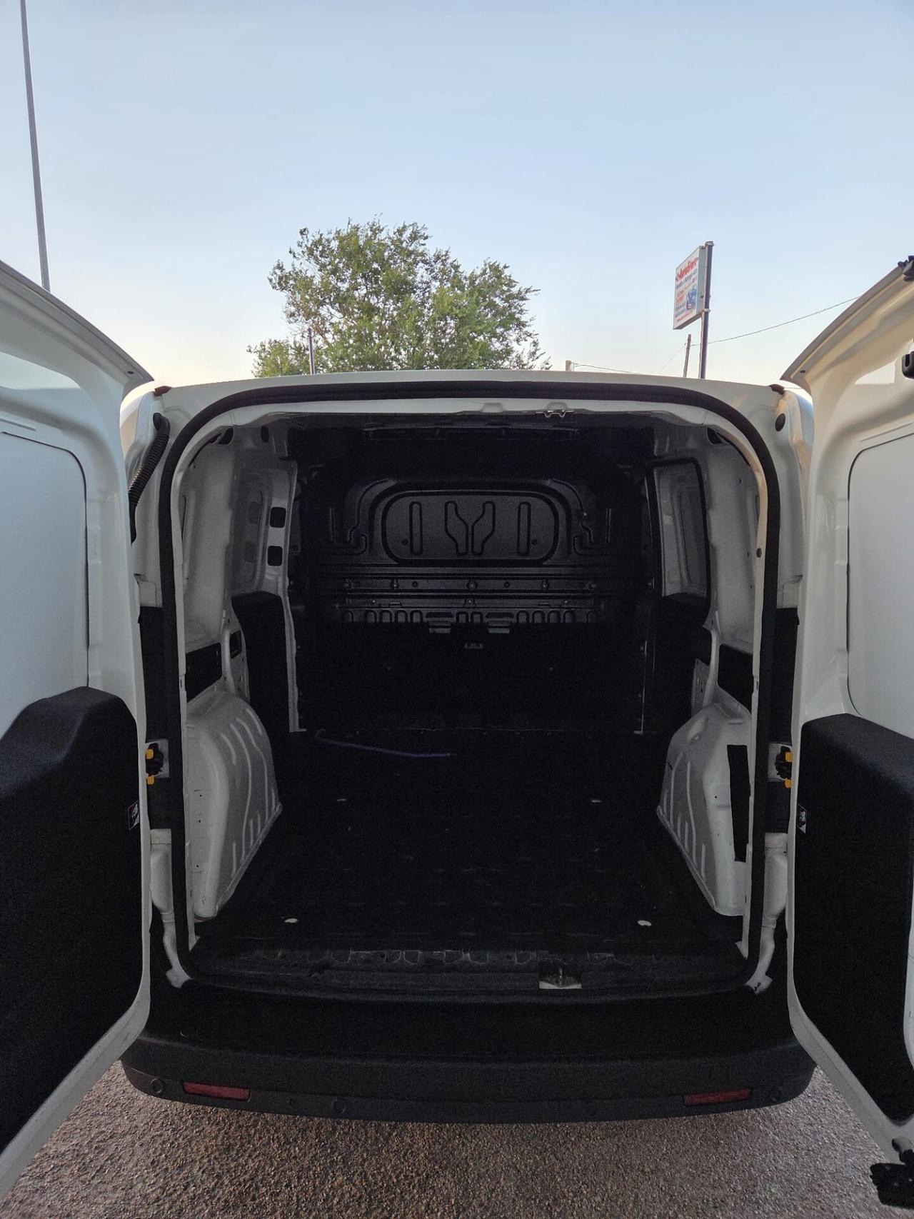 Fiat Doblò 1.6 MJT 120CV PC-TN Cargo Lamierato SX 3 Posti