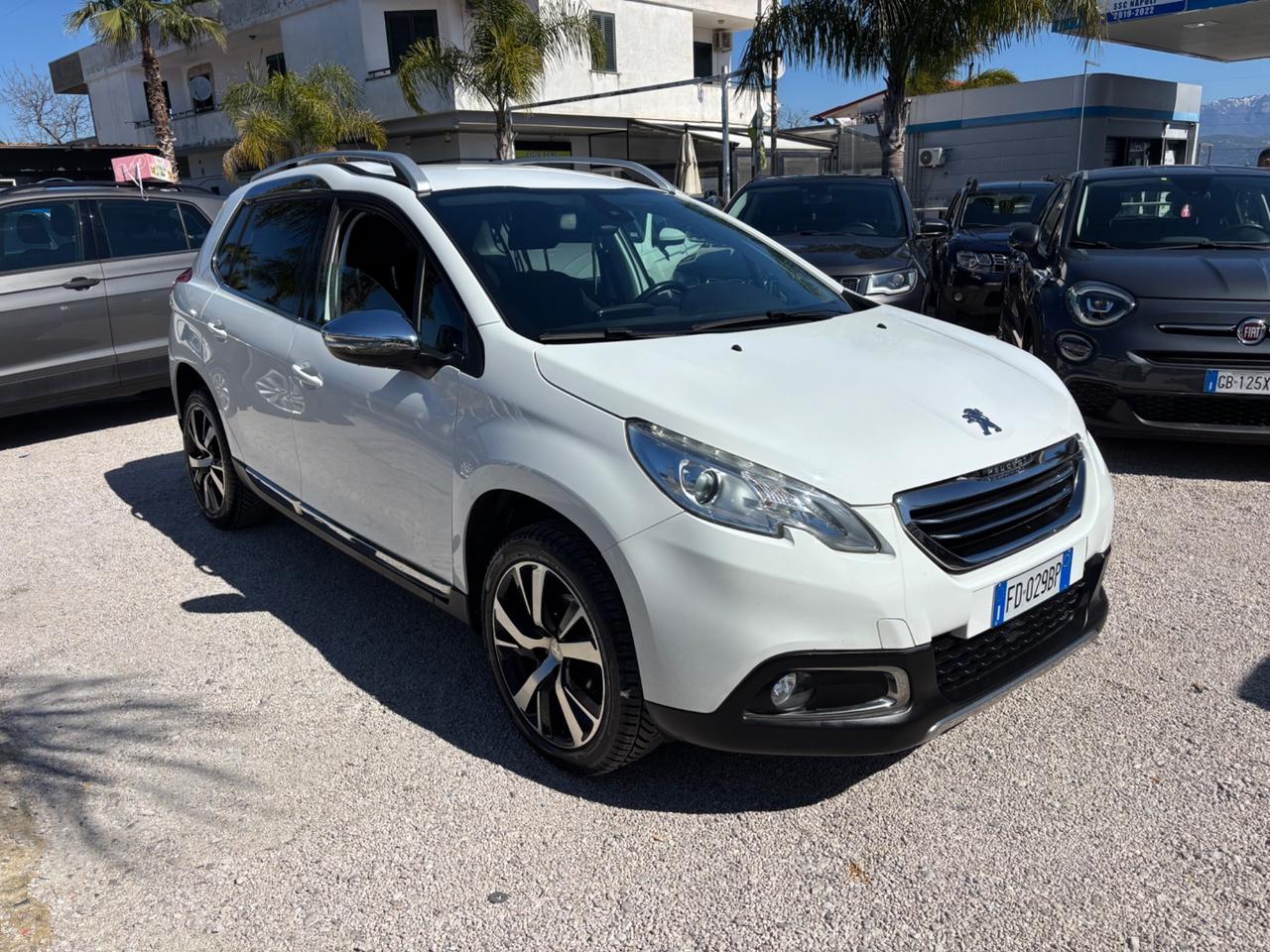 PEUGEOT 2008 1.6HDI 100CV ALLURE FULL NUOVISSIMA