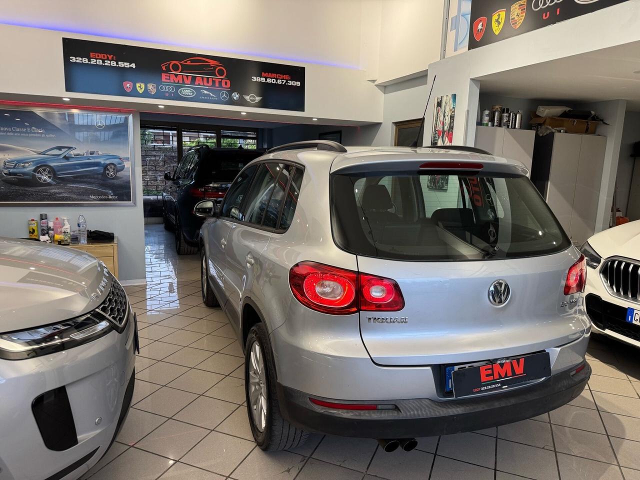 Volkswagen Tiguan 2.0 TDI DPF 4MOTION tiptronic Track & Avenue