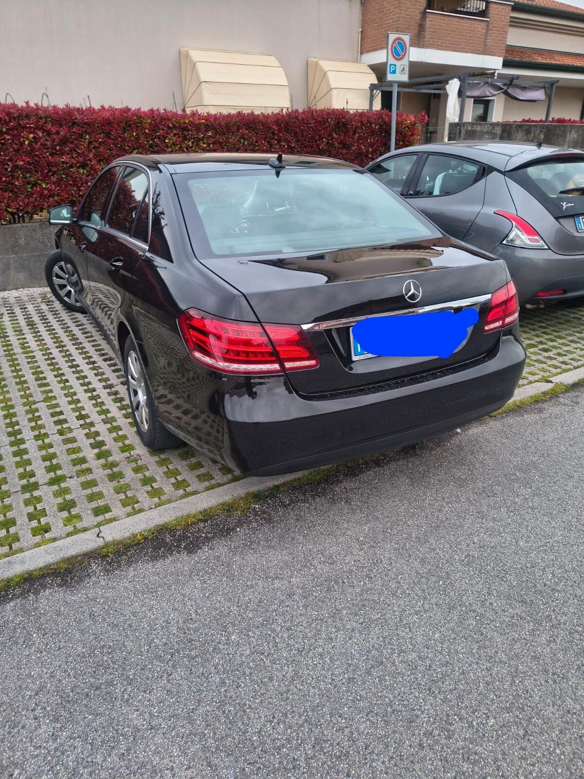 Mercedes-benz E 220 BlueTEC Executive