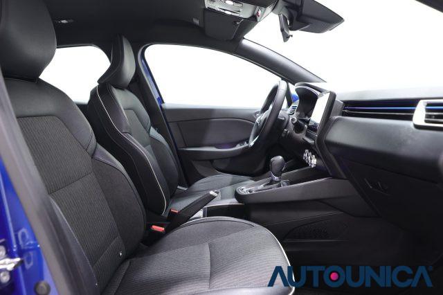 RENAULT Clio FULL HYBRID E-TECH 140 CV AUTOMATICA