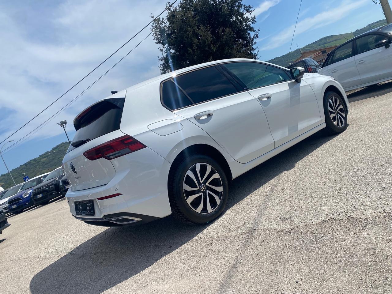 Volkswagen Golf VIII 2.0 TDI SCR Active 116cv