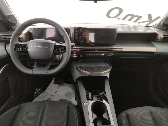 LANCIA Ypsilon Hybrid e-DCT