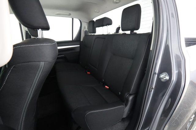 TOYOTA Hilux Hilux 2.4 D-4D A/T 4WD 4 porte Double Cab Lounge