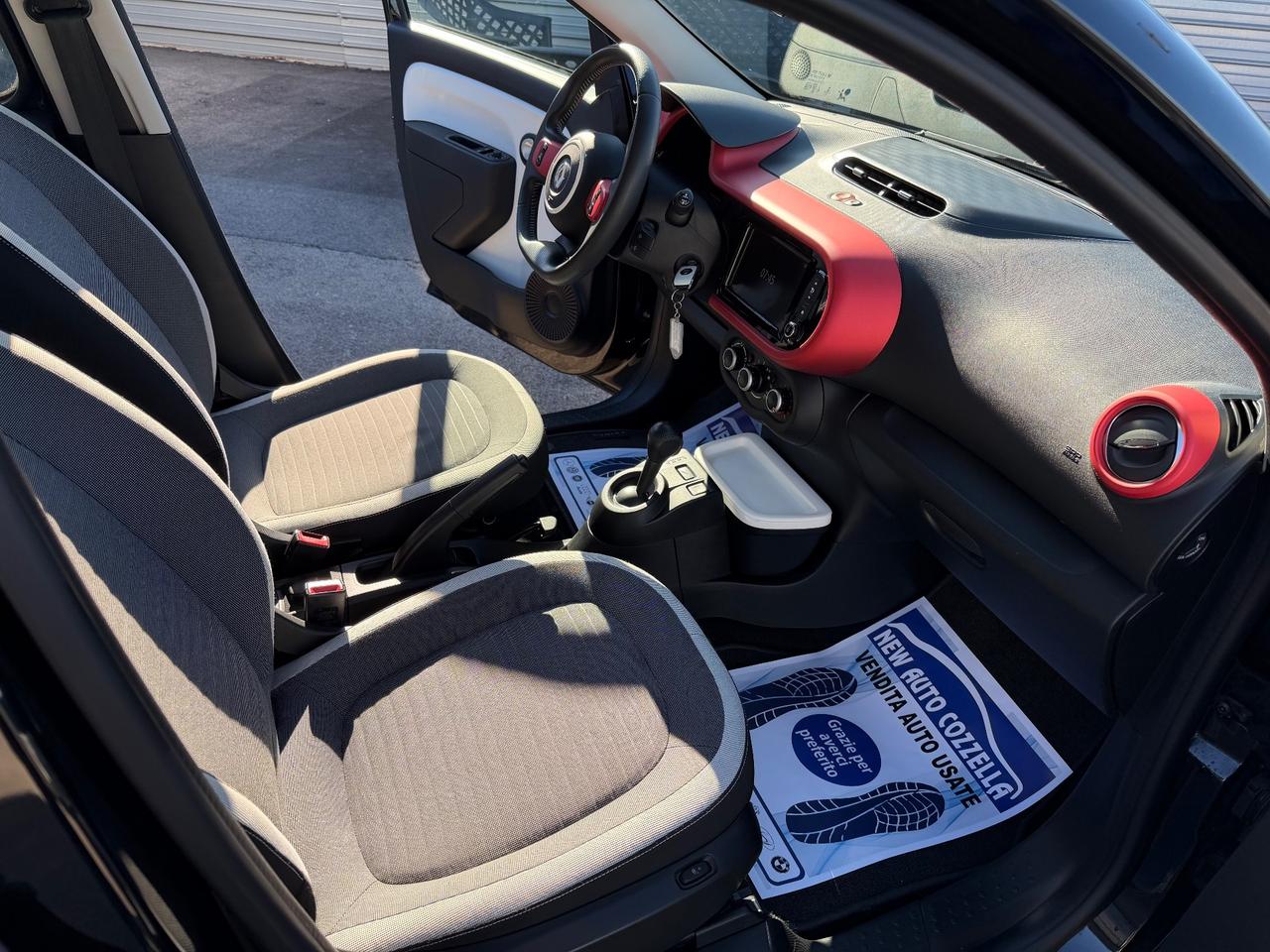 Renault Twingo TCe 90 CV EDC Intens