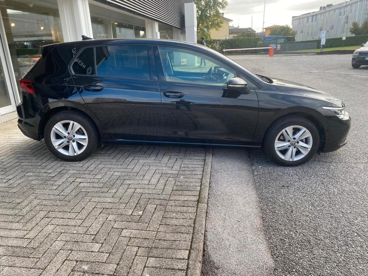 Volkswagen Golf 1.0 eTSI EVO DSG Life